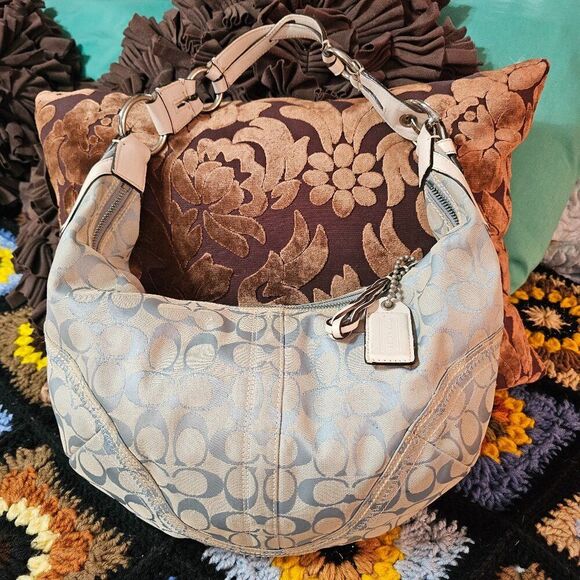 2006 Vintage Y2K Coach Hobo Shoulder Bag Purse in Signature Blue Jacquard - Picture 1 of 10